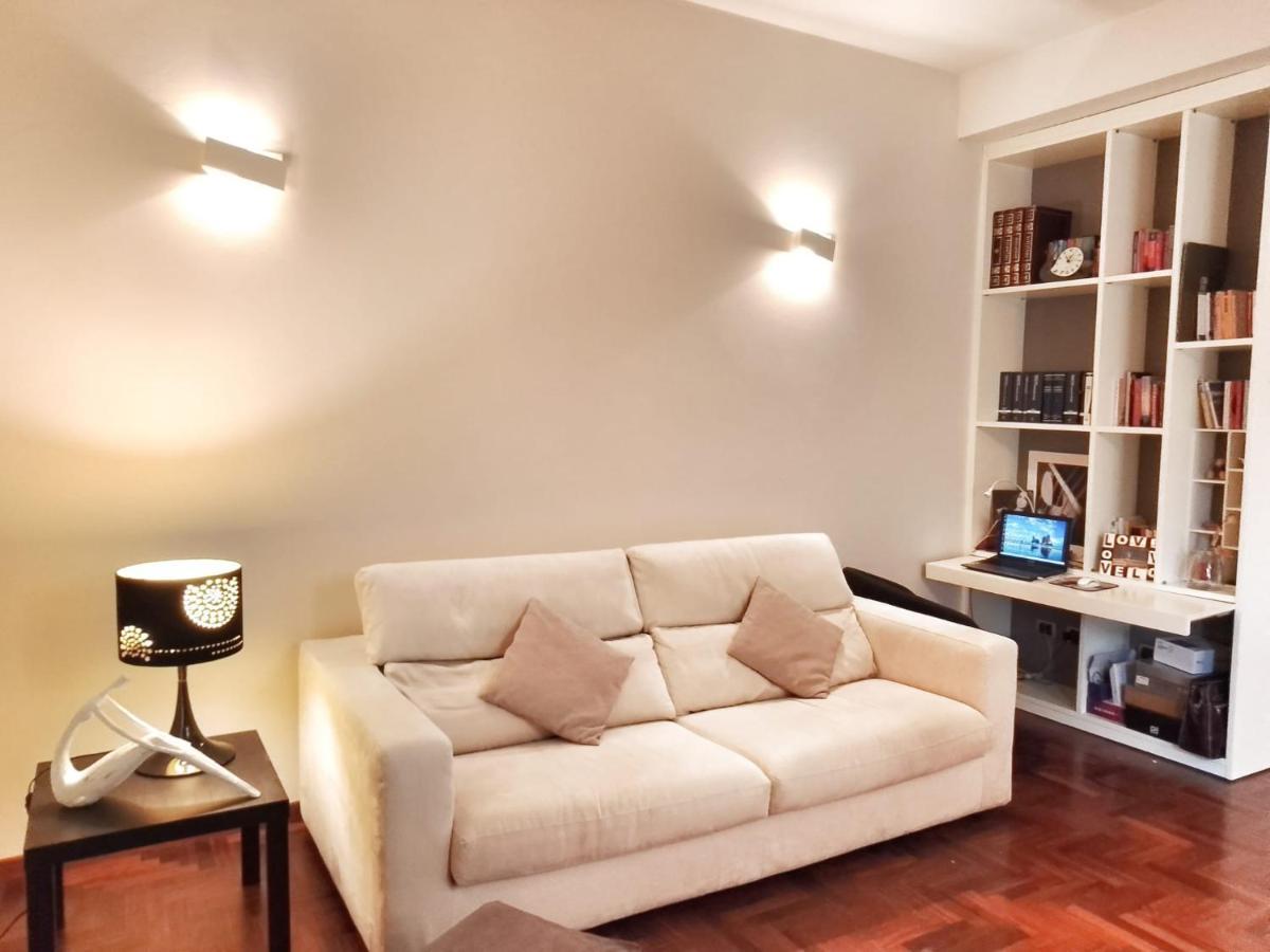 Lovely Modern Apartment Firenze Bagian luar foto