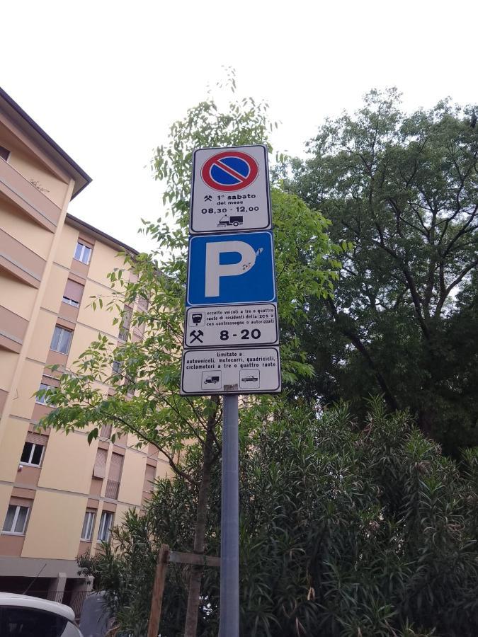 Lovely Modern Apartment Firenze Bagian luar foto